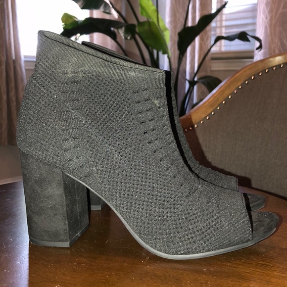 SOLD - Picture 2 of 6